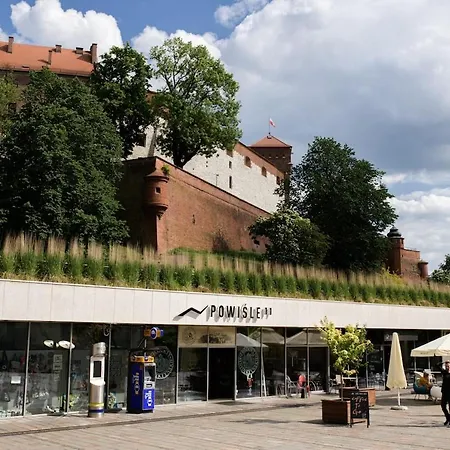 Wawel Castle Across The Street! Ozonated * Kraków